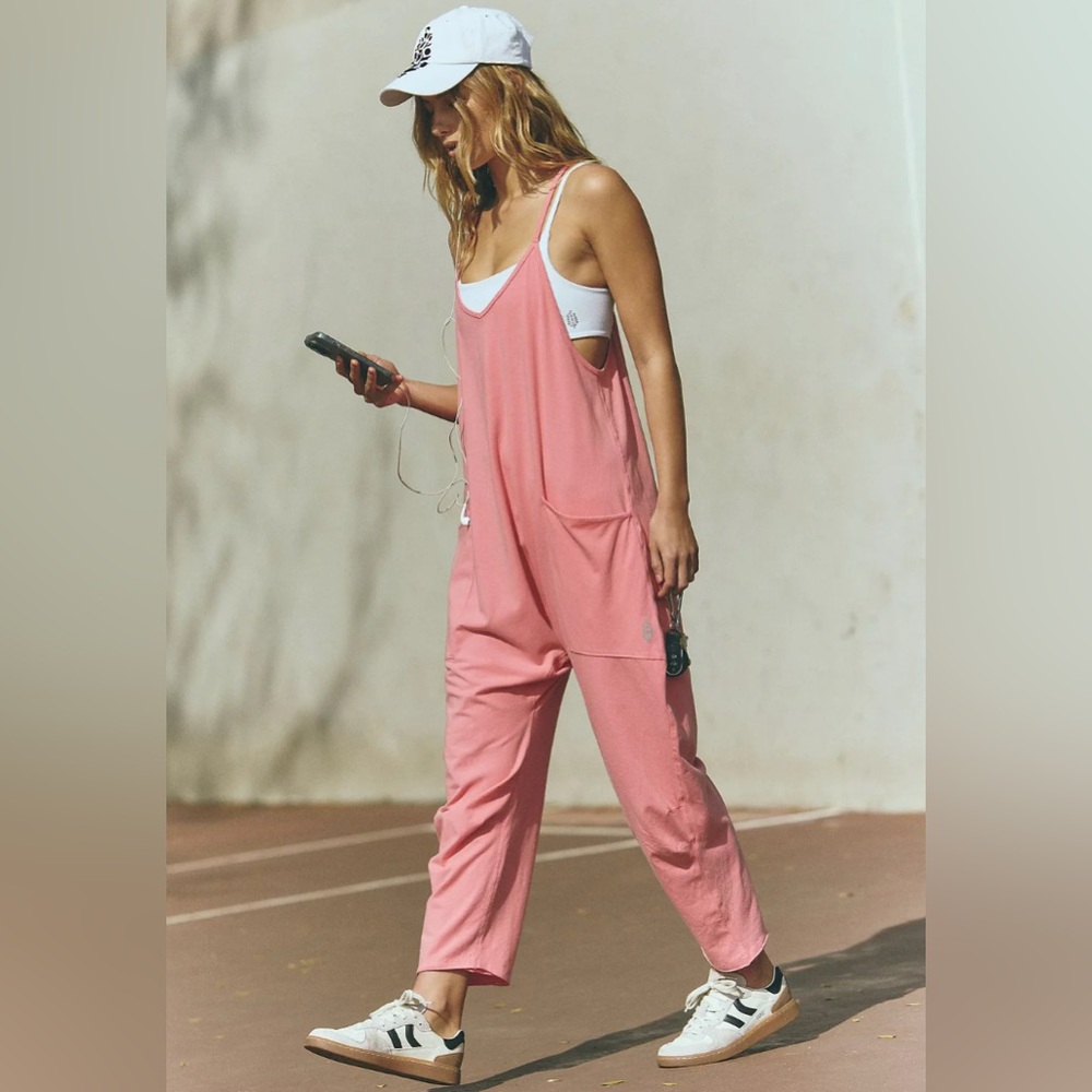 Free People MOVEMENT Hot Shot Onesie Hibiscus Pink NWT - Picture 3 of 8